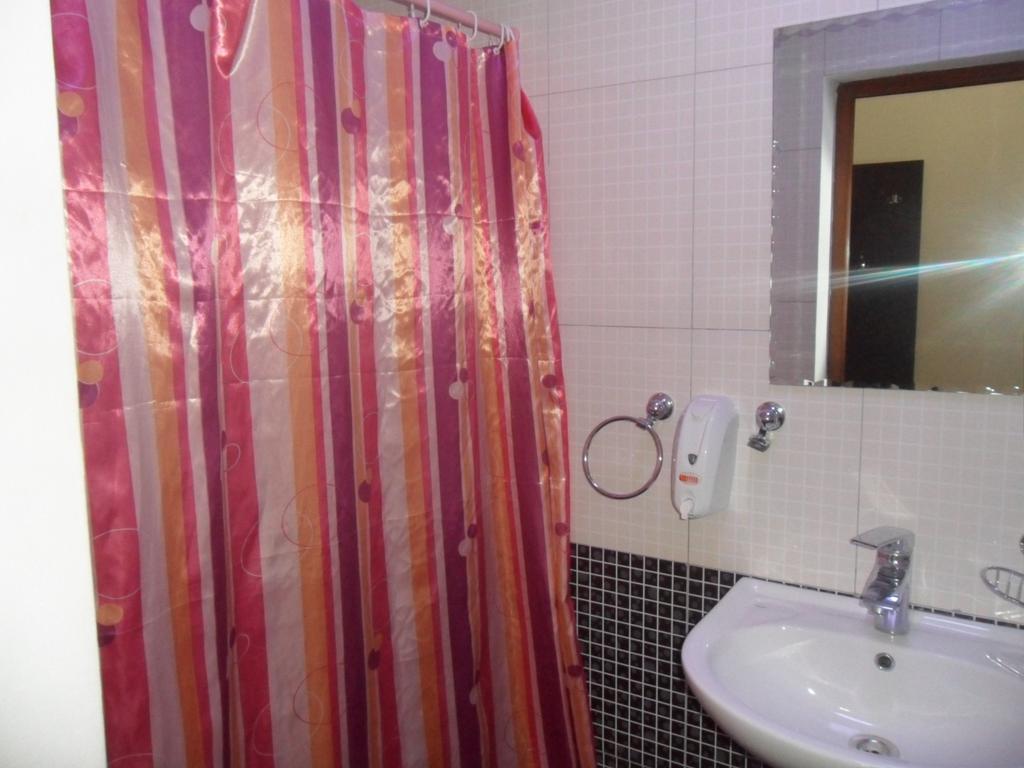 Kuze Hotel Almatı Dış mekan fotoğraf